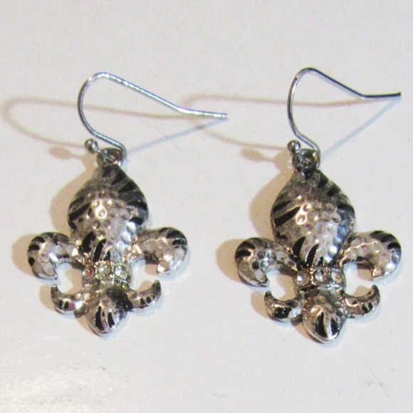Chico's Jewelry - New Chico's Earrings Silver “Fleur de Lis” dangle